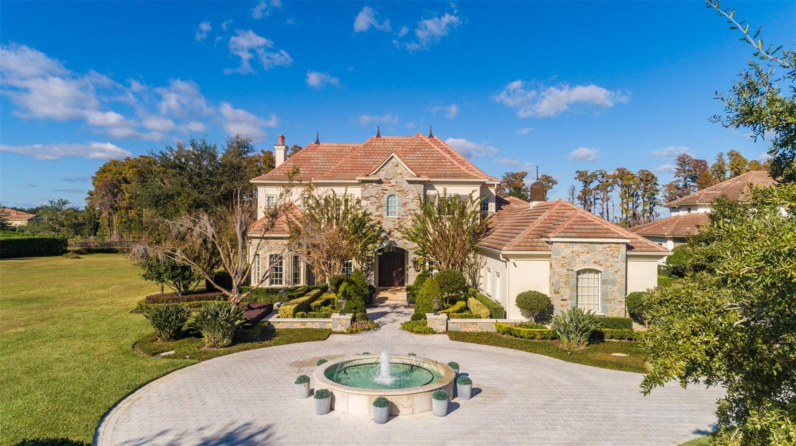 KEENES POINTE - Residential