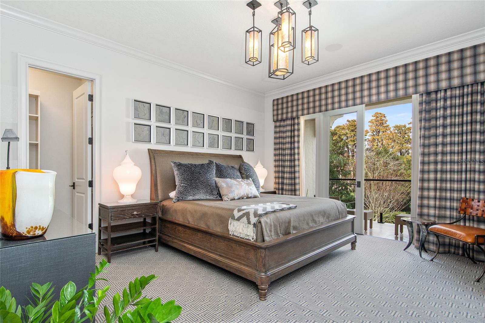 KEENES POINTE - Residential