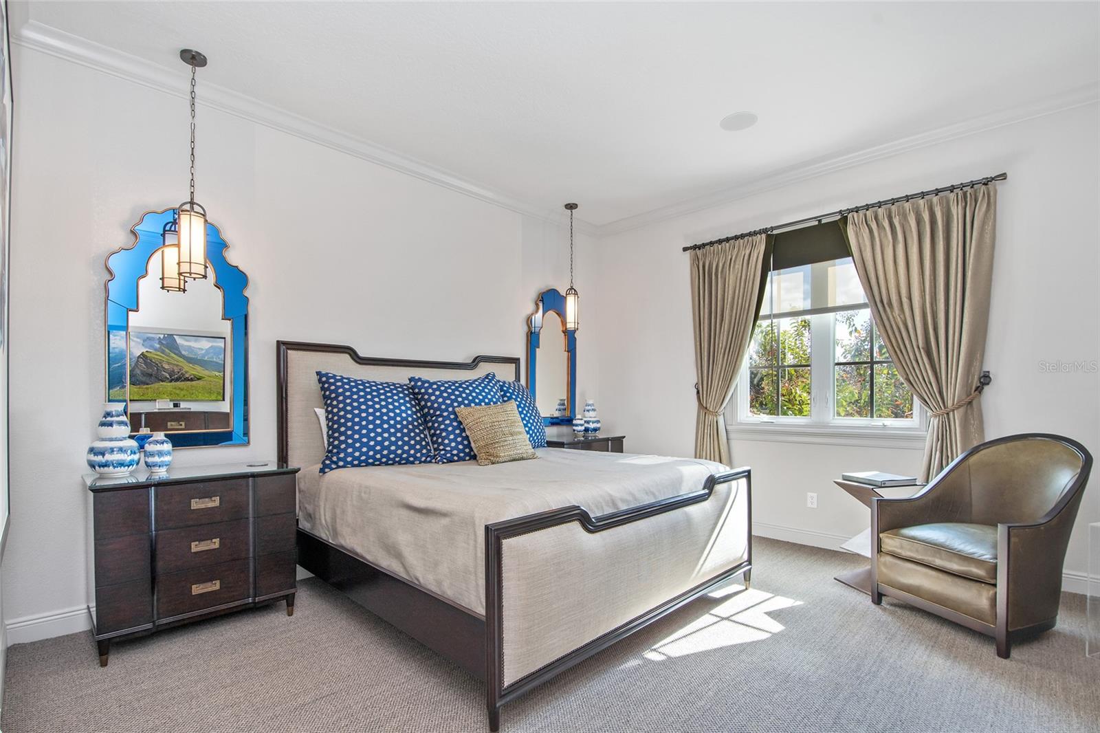 KEENES POINTE - Residential