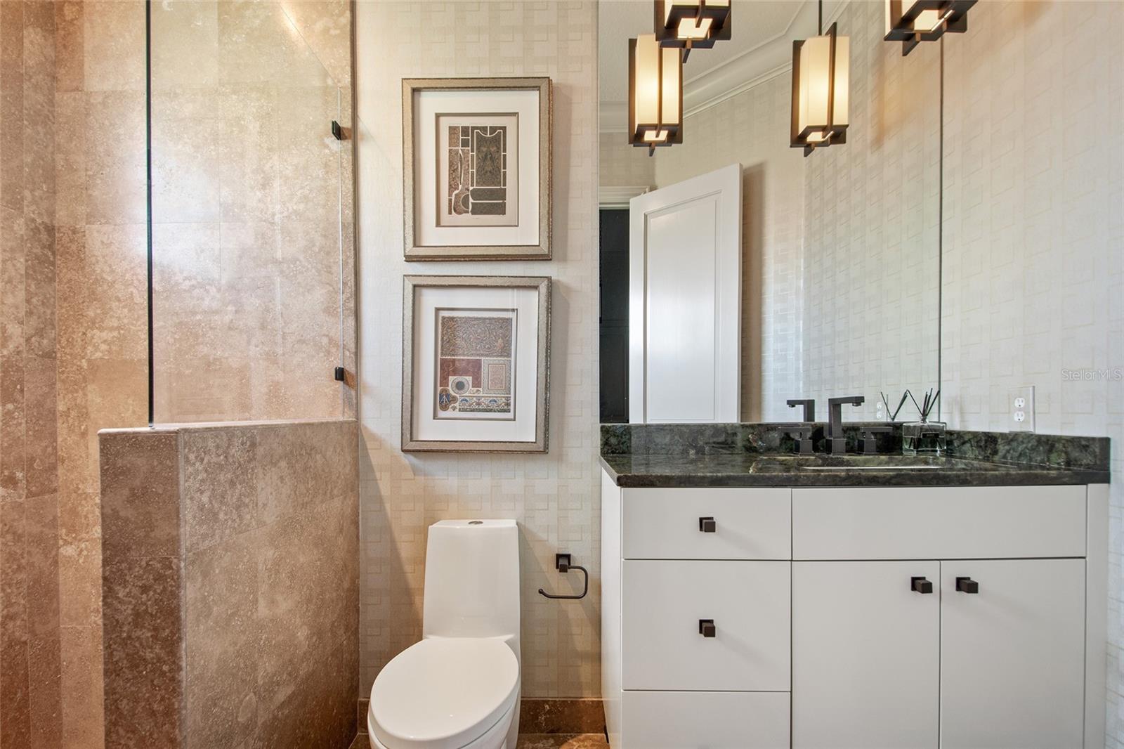 KEENES POINTE - Residential