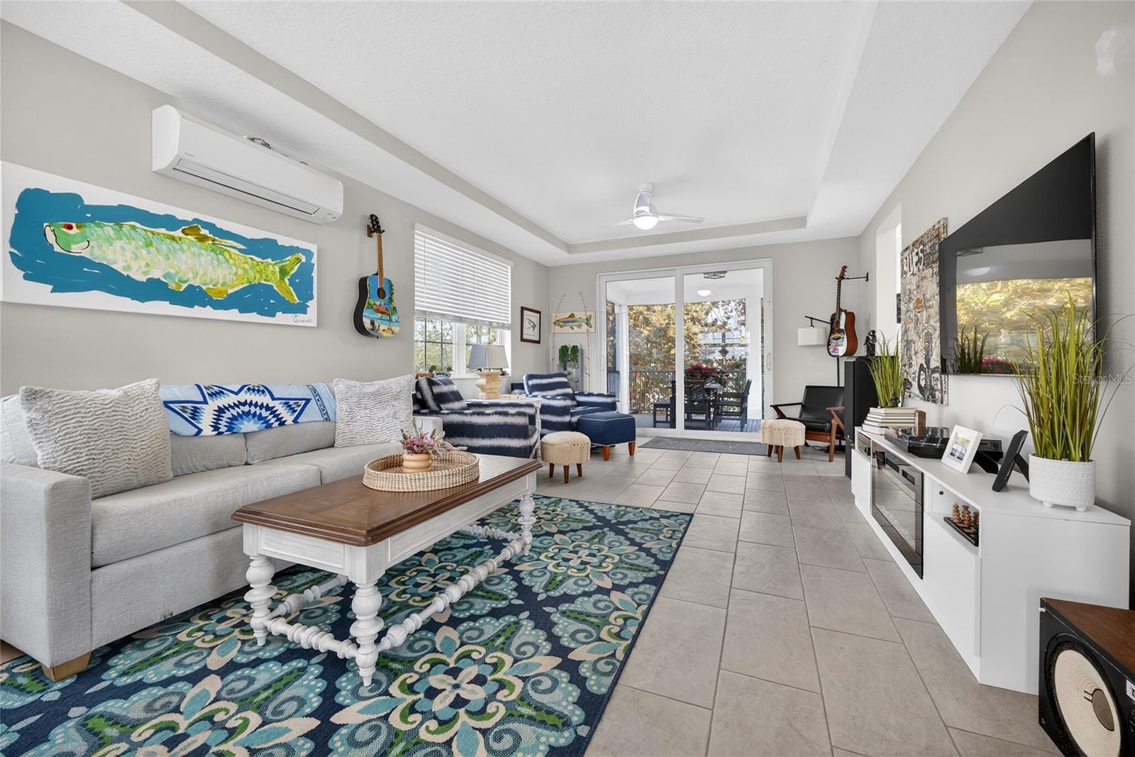 HUNTERS POINT - Residential