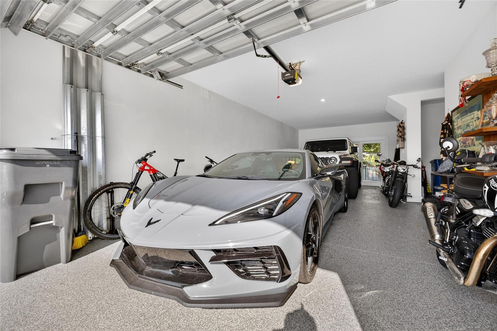 HUNTERS POINT - Residential