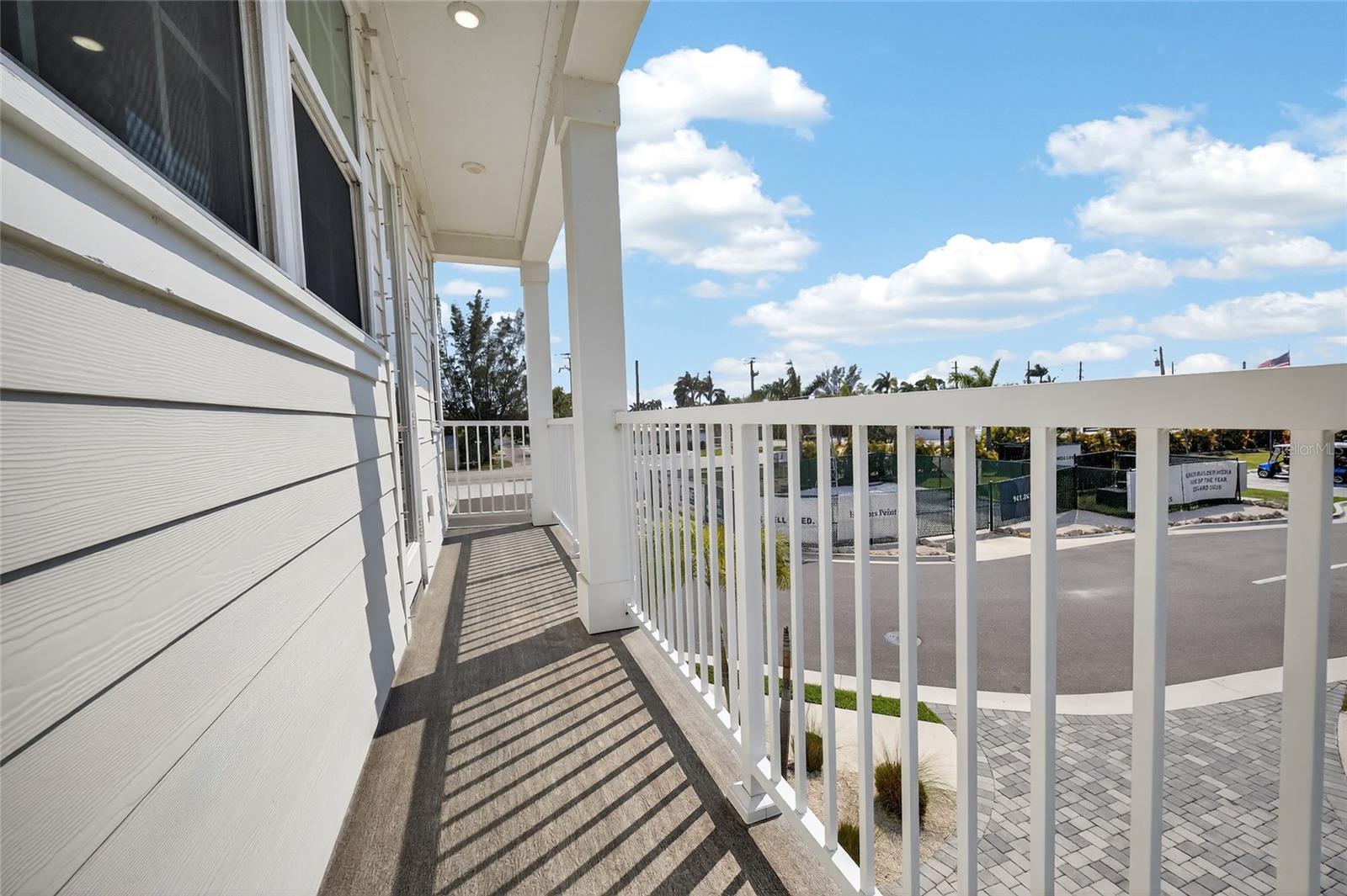 HUNTERS POINT - Residential