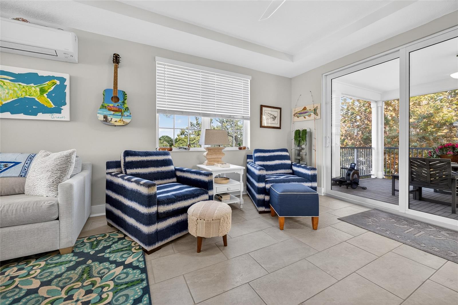 HUNTERS POINT - Residential