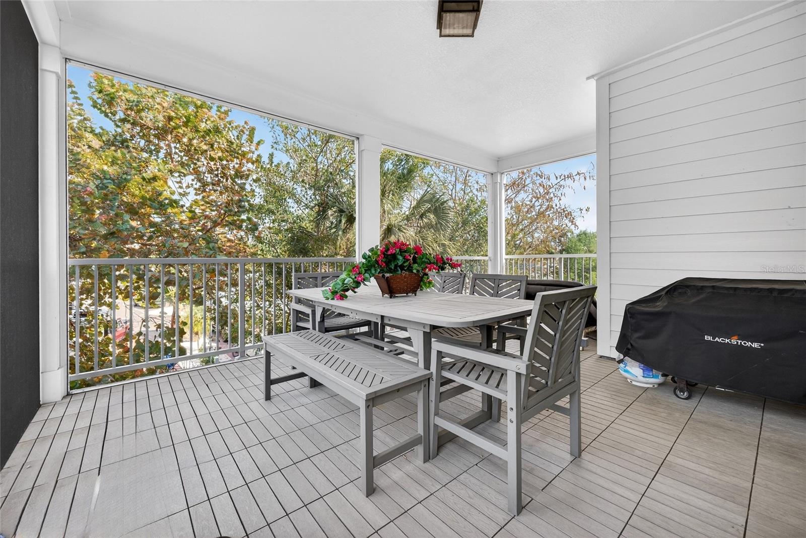 HUNTERS POINT - Residential