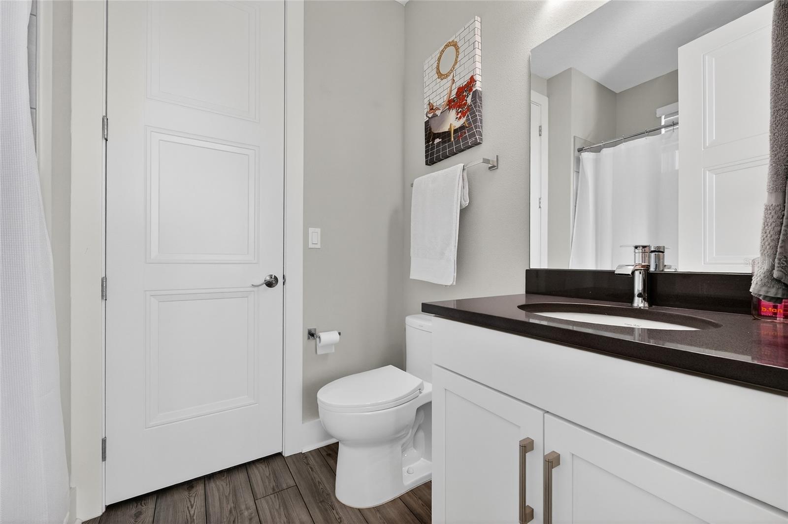 HUNTERS POINT - Residential