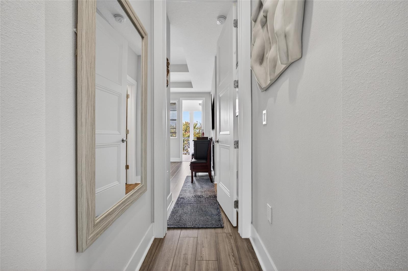 HUNTERS POINT - Residential