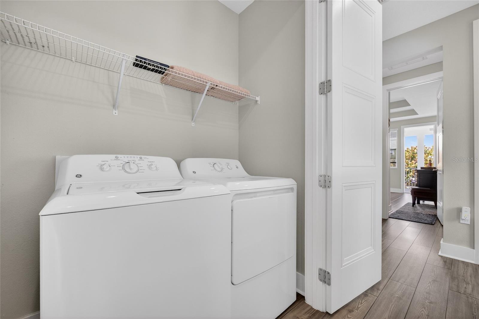 HUNTERS POINT - Residential