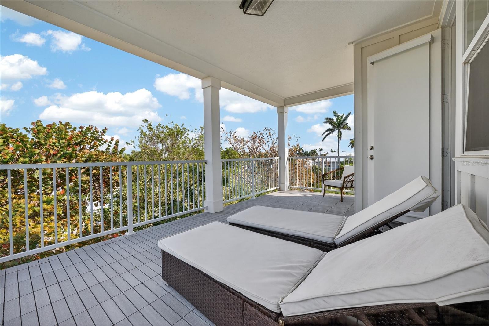 HUNTERS POINT - Residential