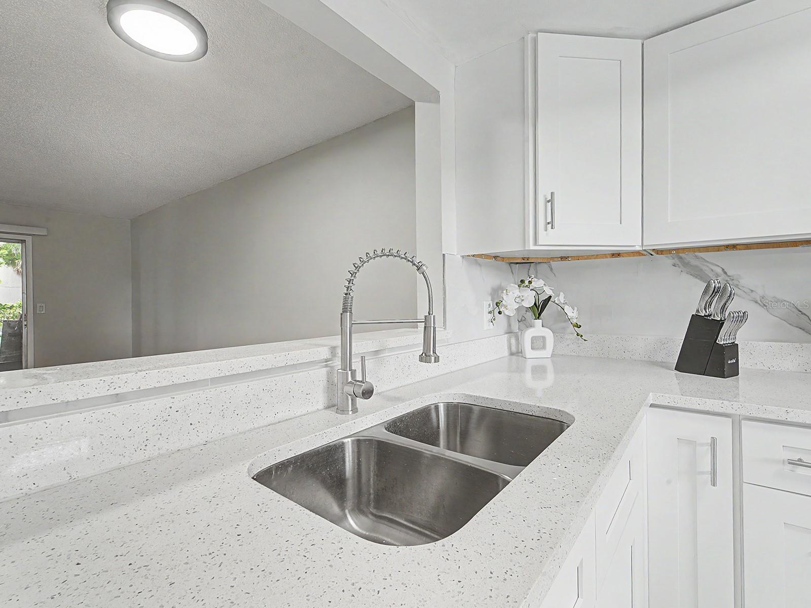 NORTH BAY VILLAGE CONDOMINIUM UNIT NO 14A2 BUILDIN - Residential