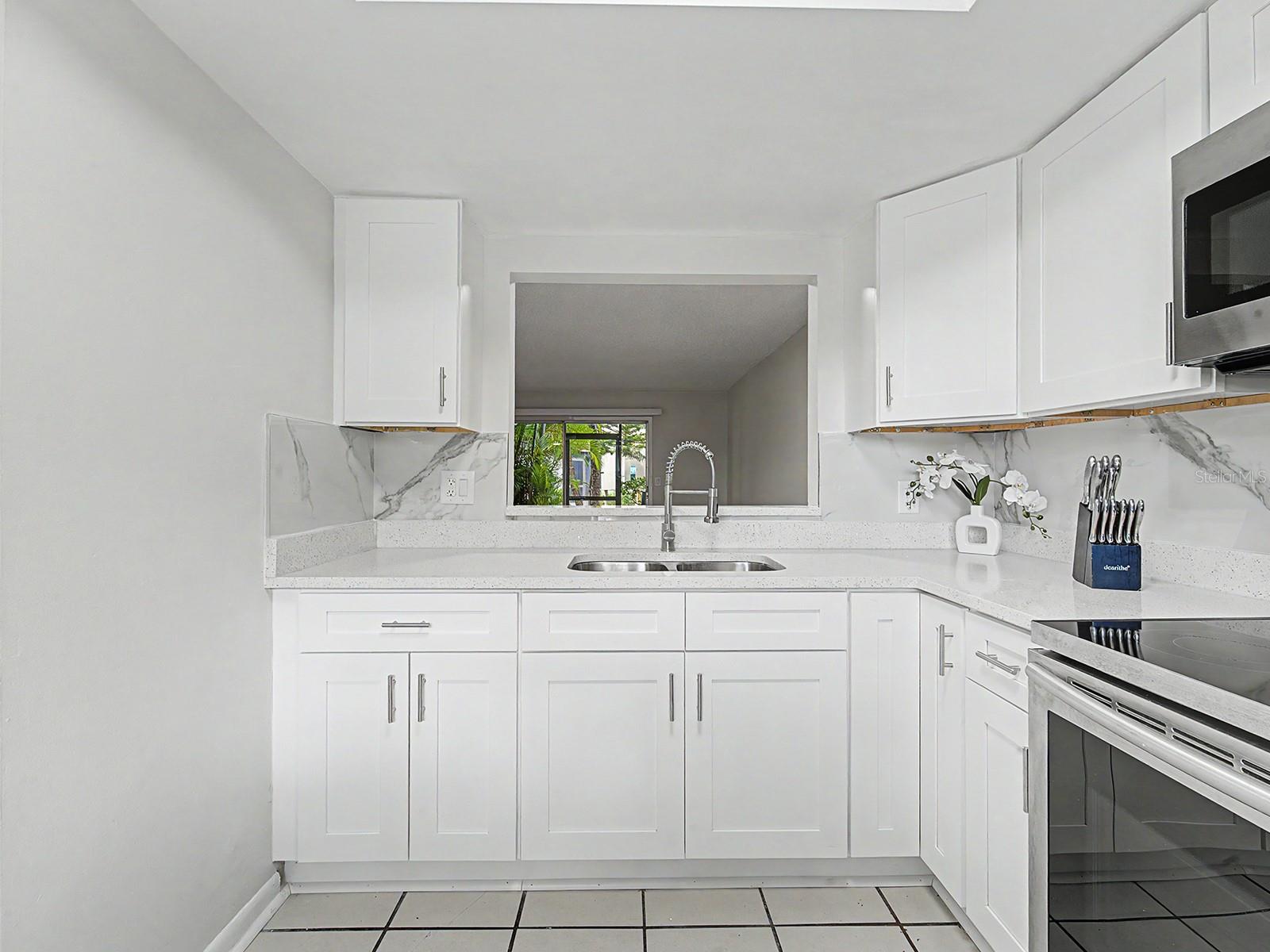 NORTH BAY VILLAGE CONDOMINIUM UNIT NO 14A2 BUILDIN - Residential