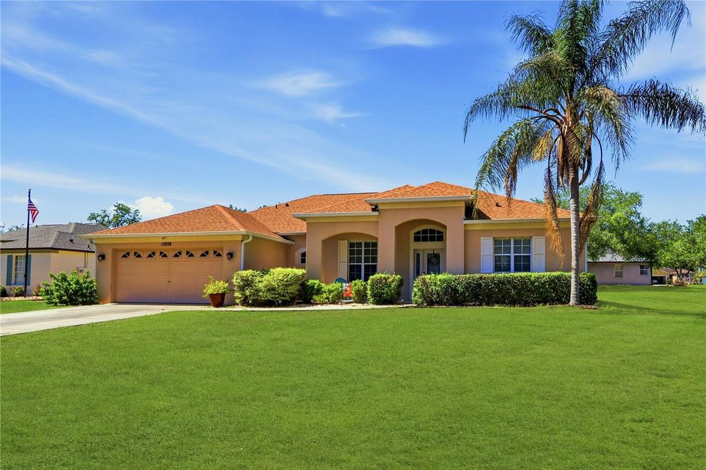 Photo of 12929 Regiment Drive, Grand Island, FL 32735 (MLS # G5111086)