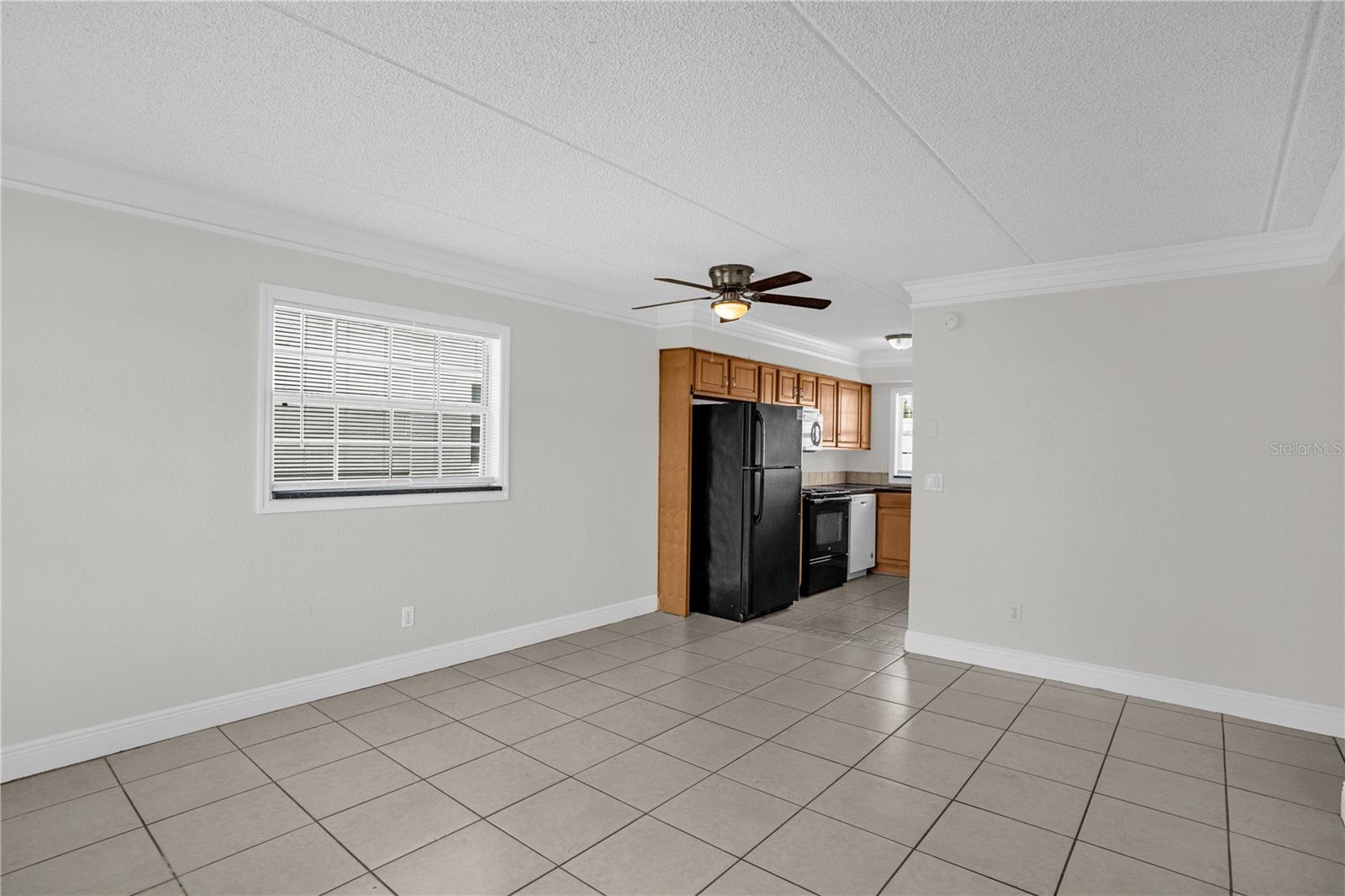 MT DORA COMMONS - Residential