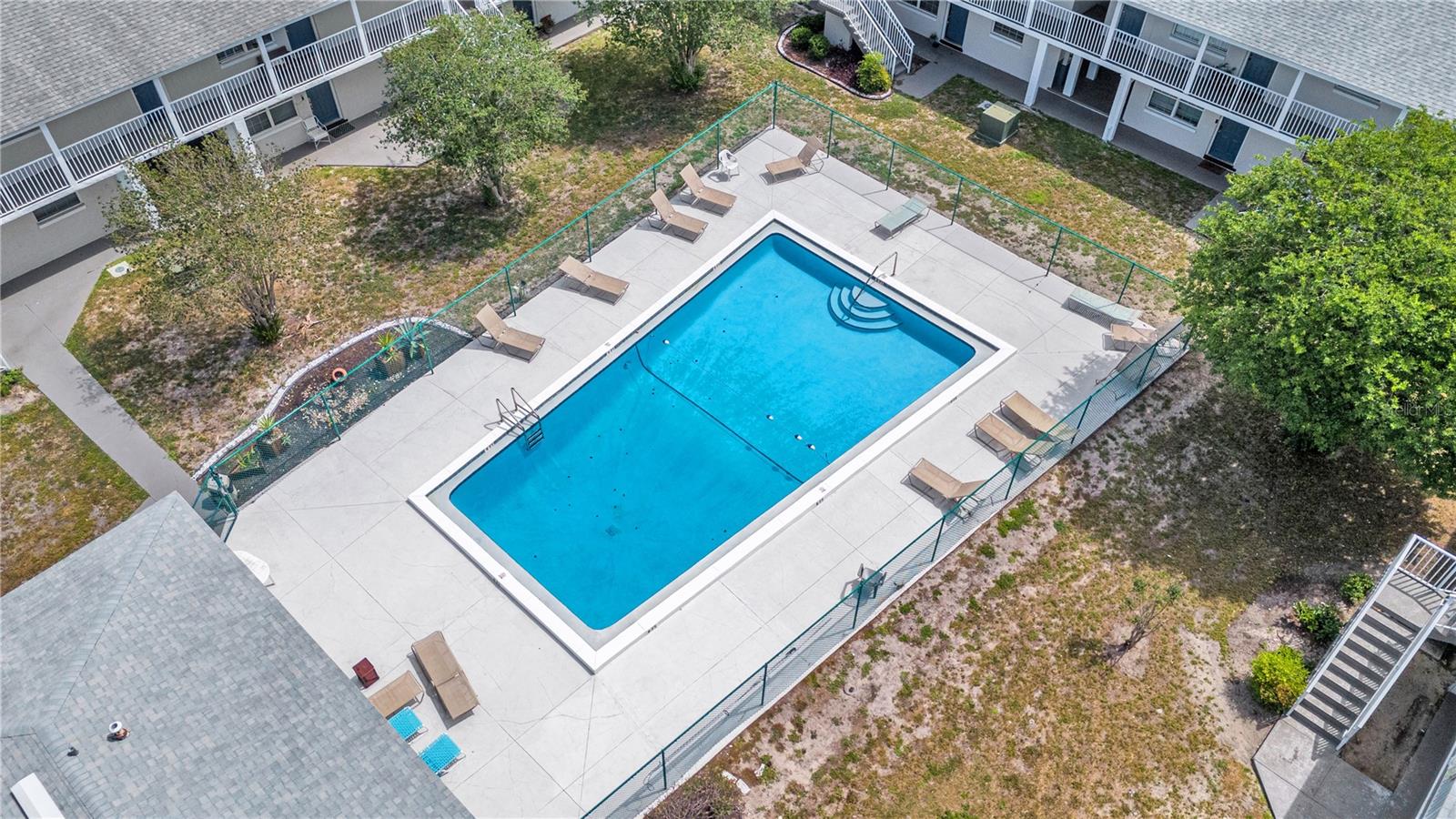 MT DORA COMMONS - Residential