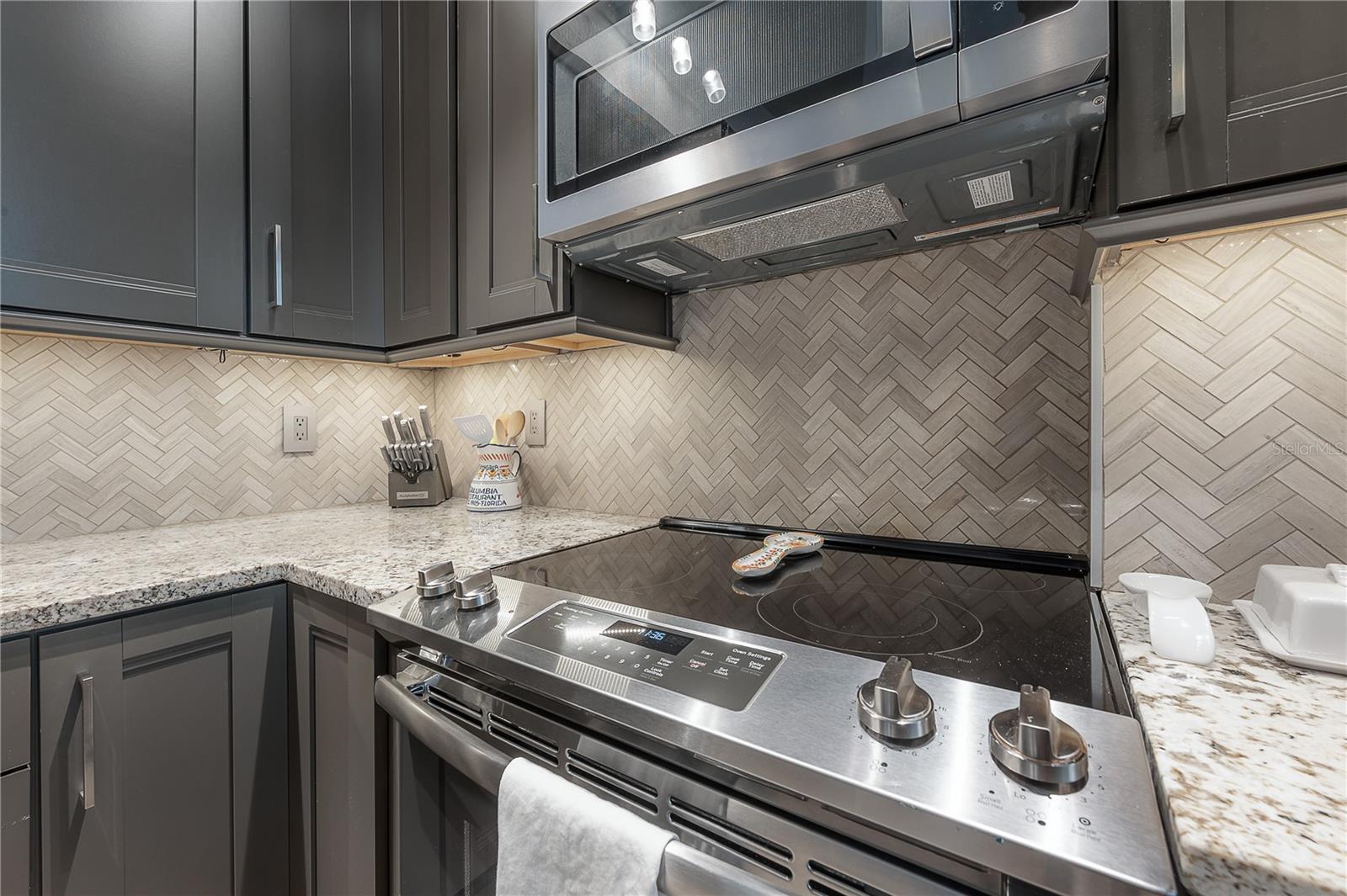 700 S HARBOUR ISLAND BOULEVARD 104