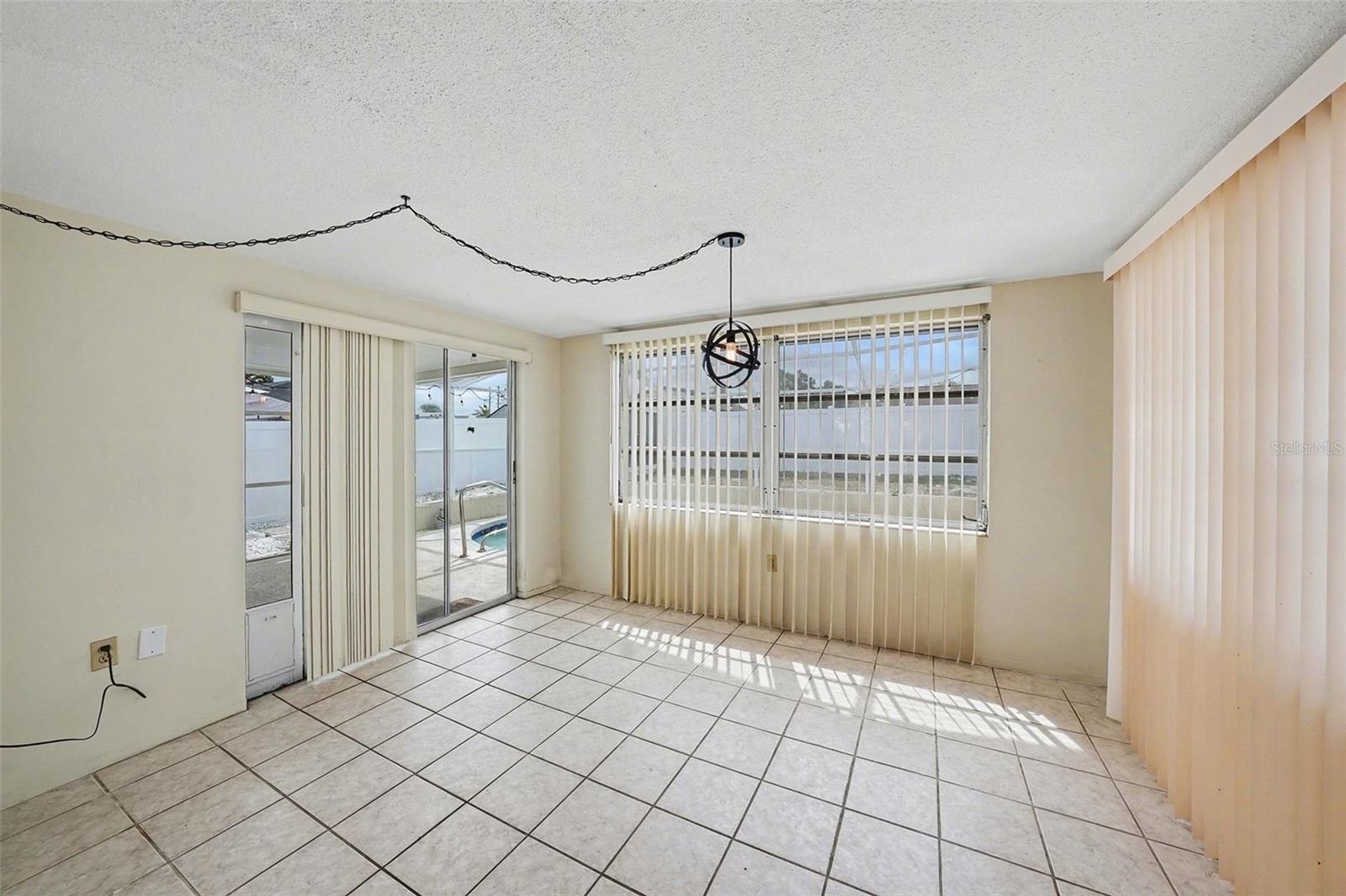 JASMINE LAKES - Residential