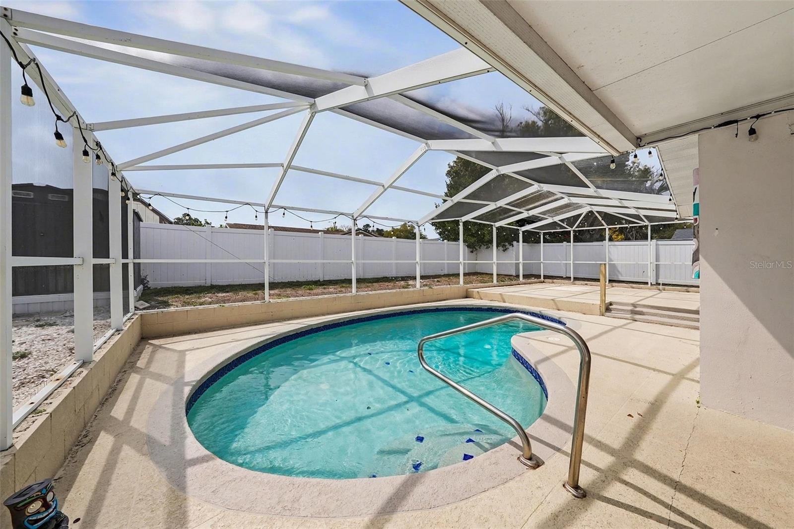 JASMINE LAKES - Residential