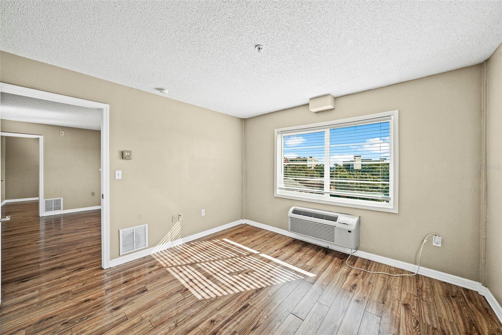 HYDE PARK TOWERS A CONDO - Residential Lease