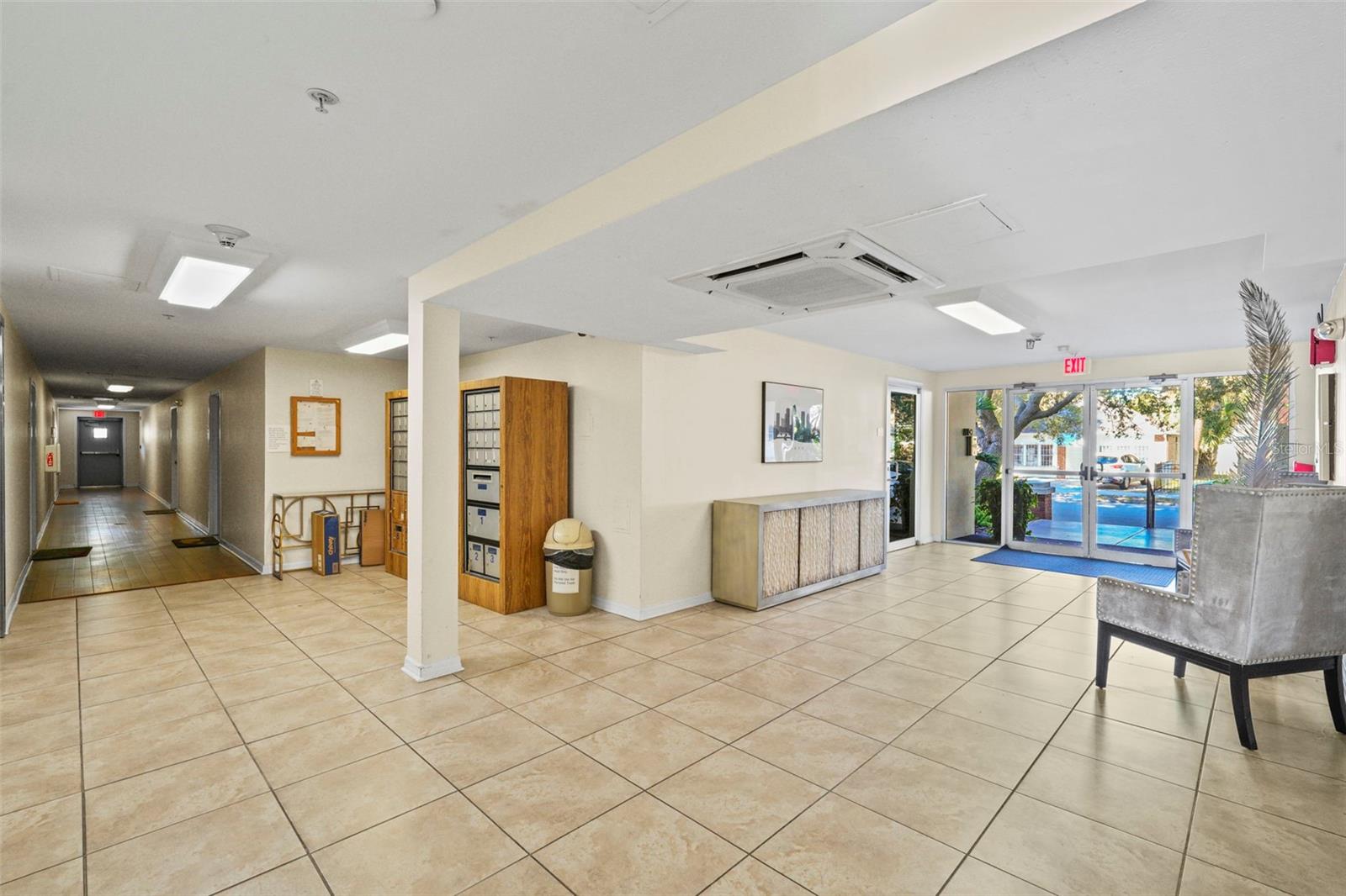 HYDE PARK TOWERS A CONDO - Residential Lease