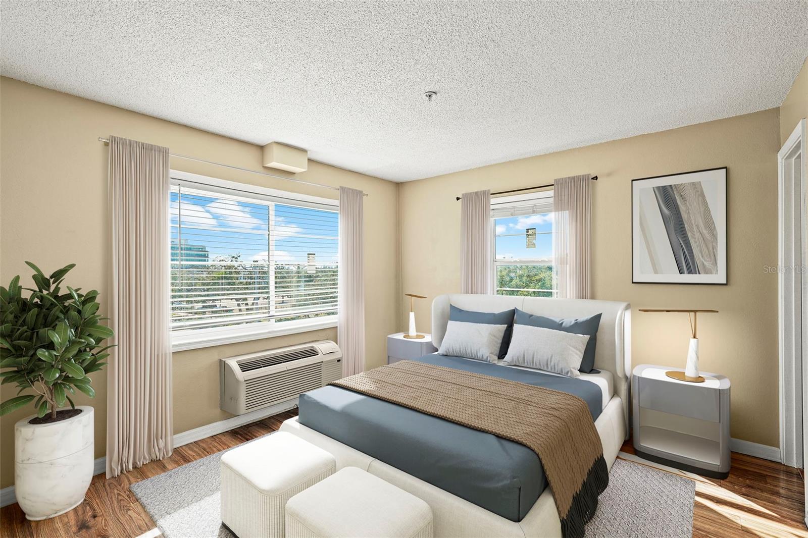 HYDE PARK TOWERS A CONDO - Residential Lease