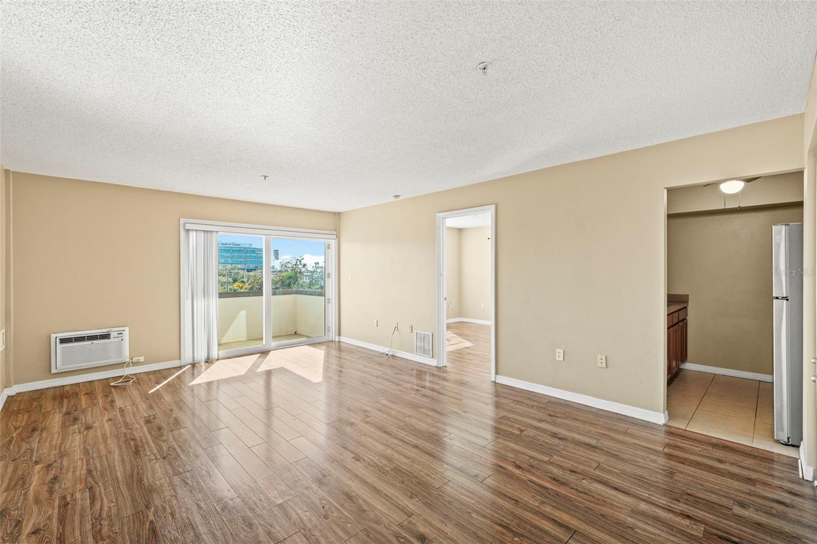 HYDE PARK TOWERS A CONDO - Residential Lease