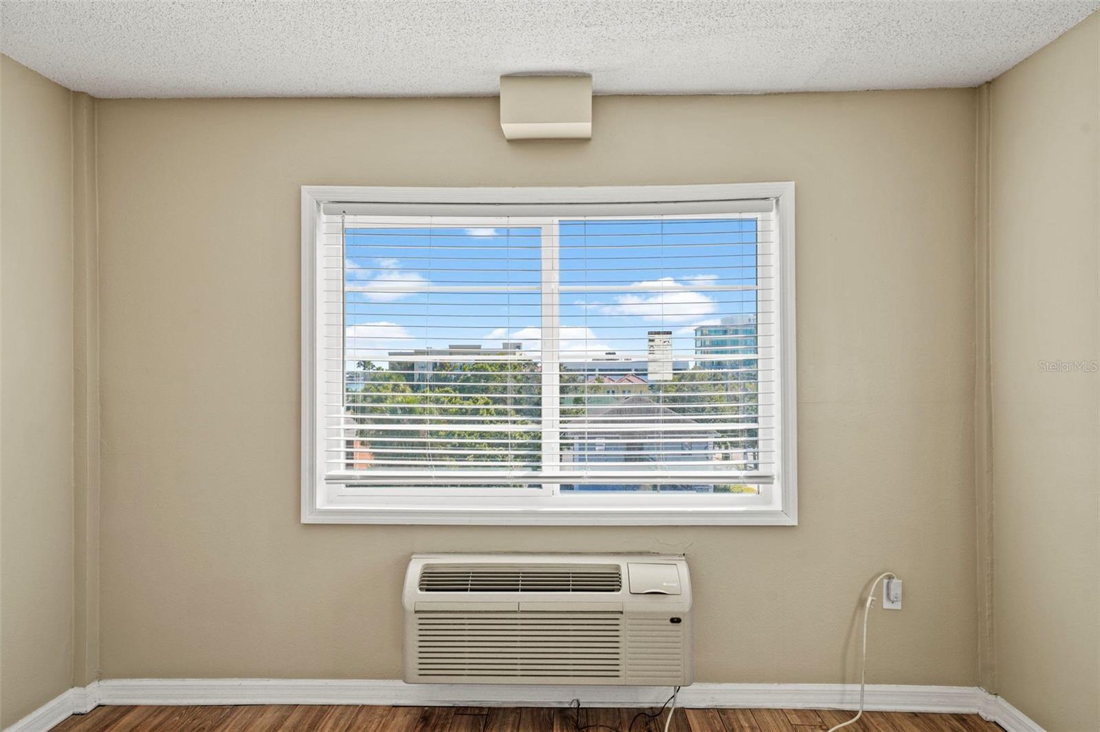 HYDE PARK TOWERS A CONDO - Residential Lease