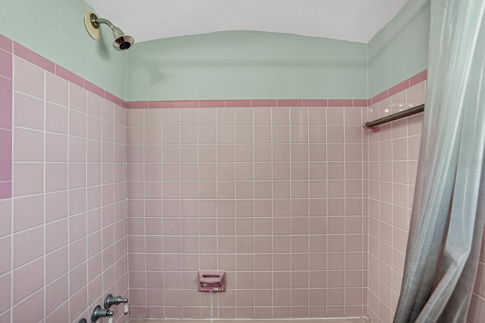 CASEY C HOMES M 19 PG 261 - Residential