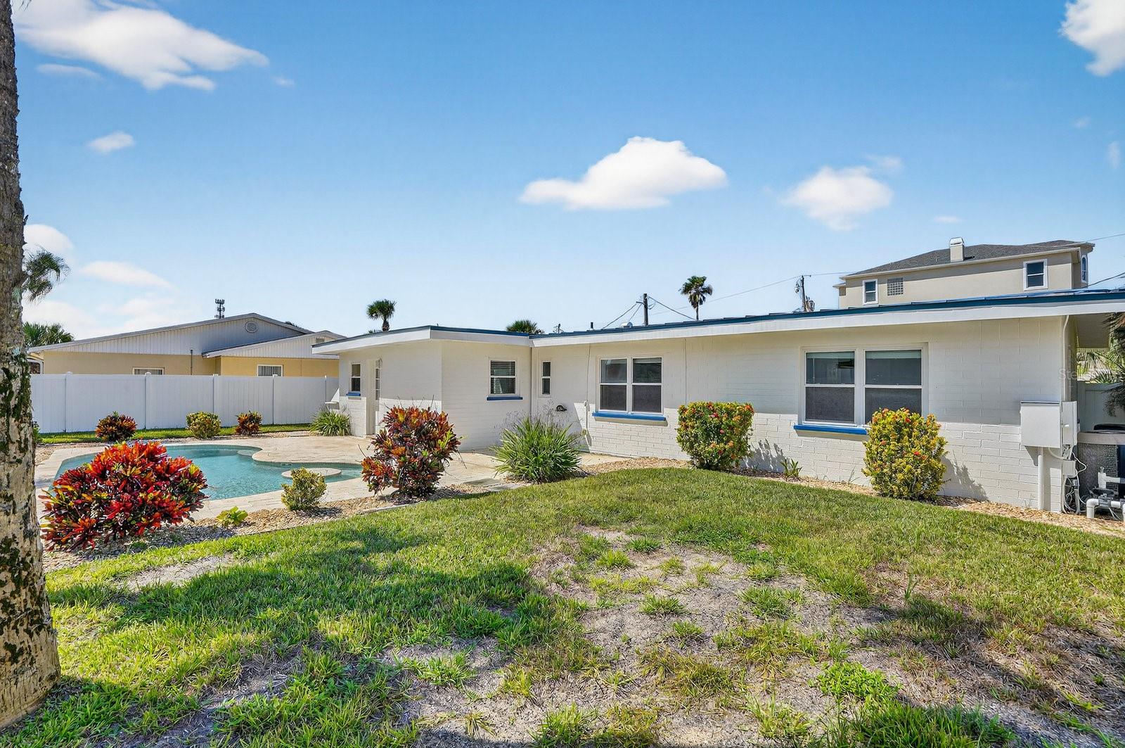 CASEY C HOMES M 19 PG 261 - Residential