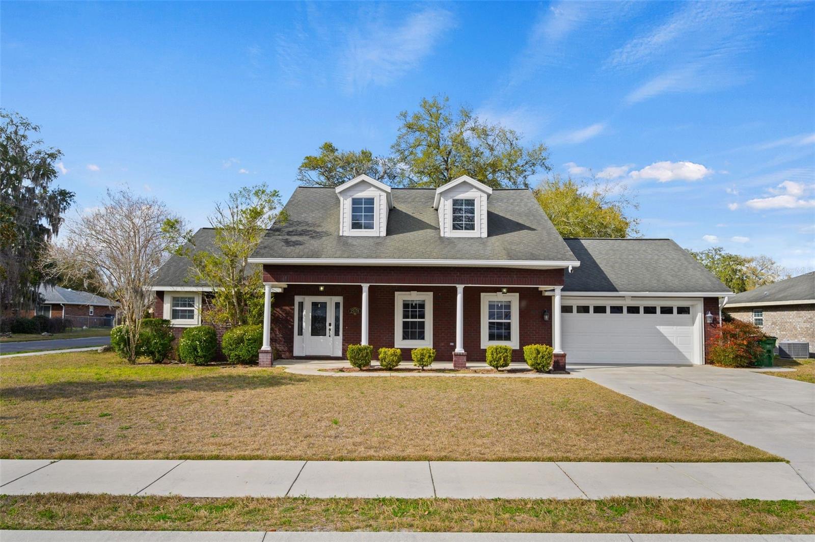 VILLAS AT COUNTRY WAY - Residential