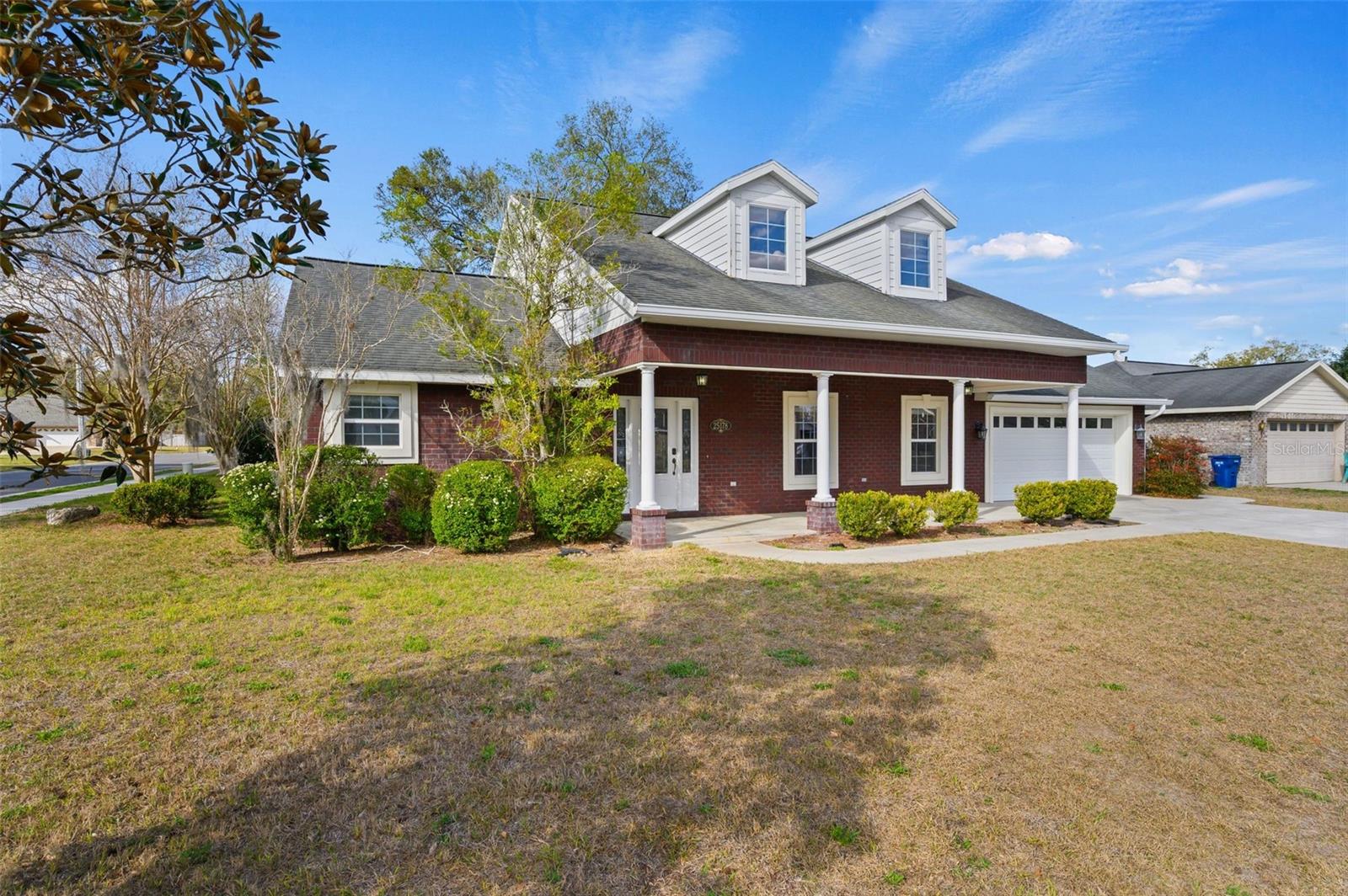 VILLAS AT COUNTRY WAY - Residential