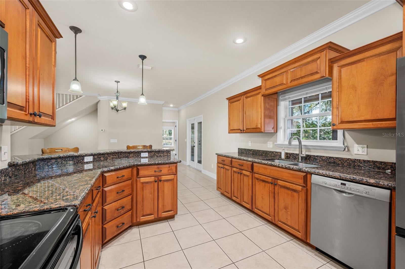 VILLAS AT COUNTRY WAY - Residential