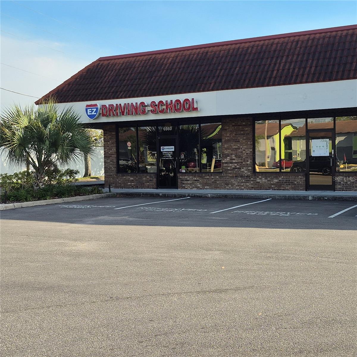 ALOMA BUS CENTER - Commercial Sale