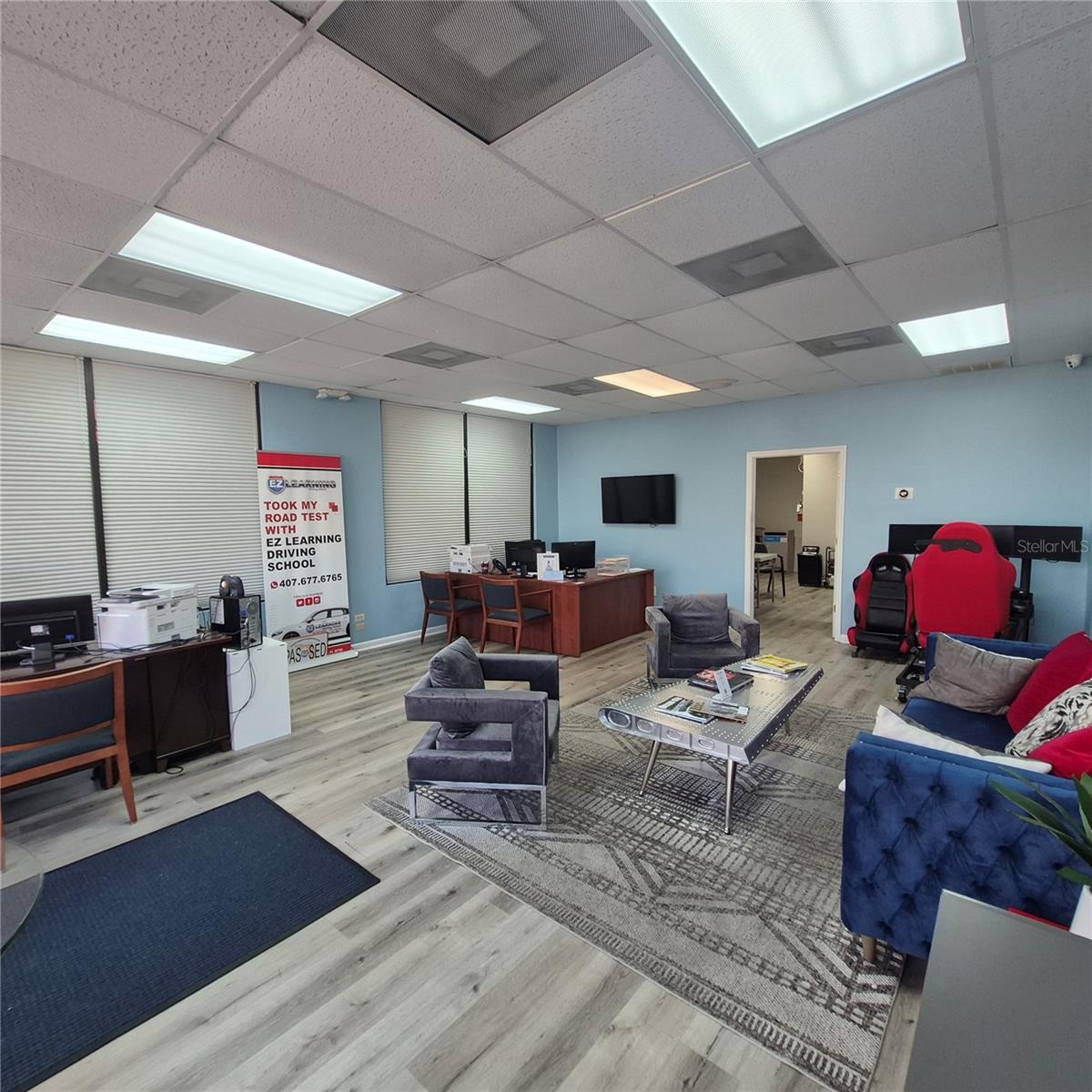 ALOMA BUS CENTER - Commercial Sale