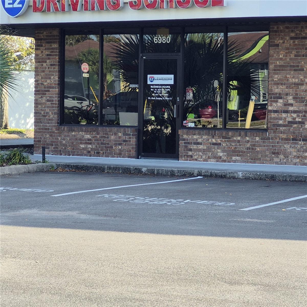 ALOMA BUS CENTER - Commercial Sale