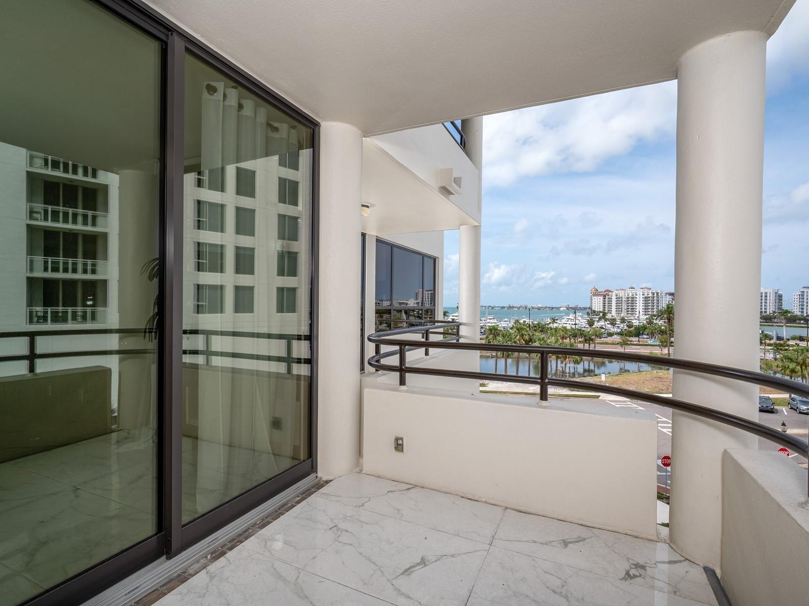 BAY PLAZA - Residential Lease