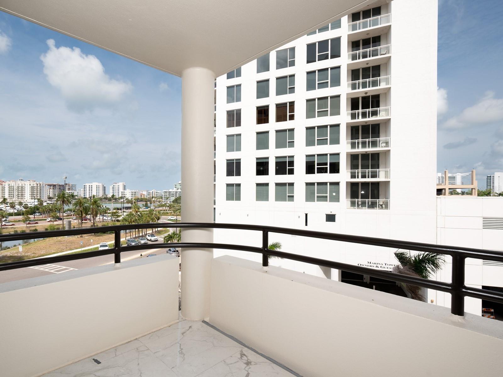 BAY PLAZA - Residential Lease