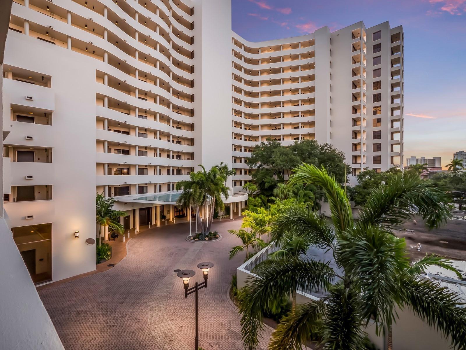 BAY PLAZA - Residential Lease