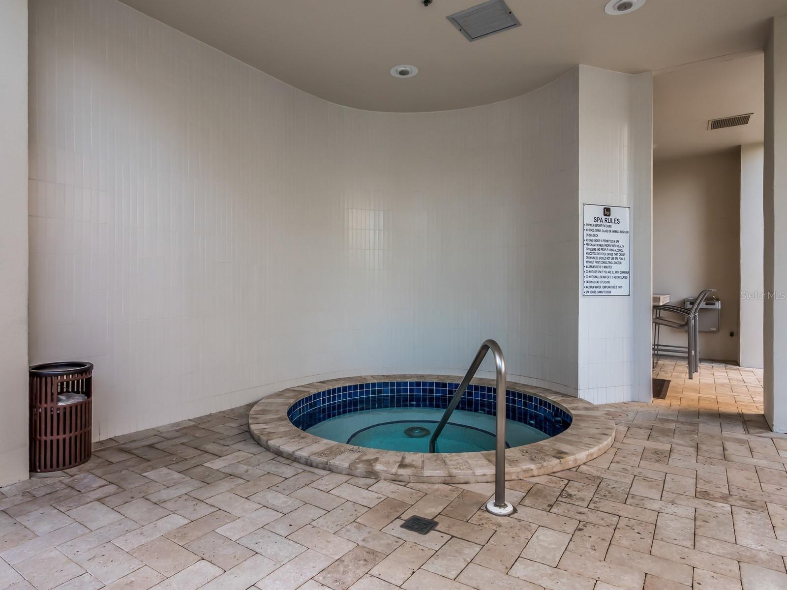 BAY PLAZA - Residential Lease