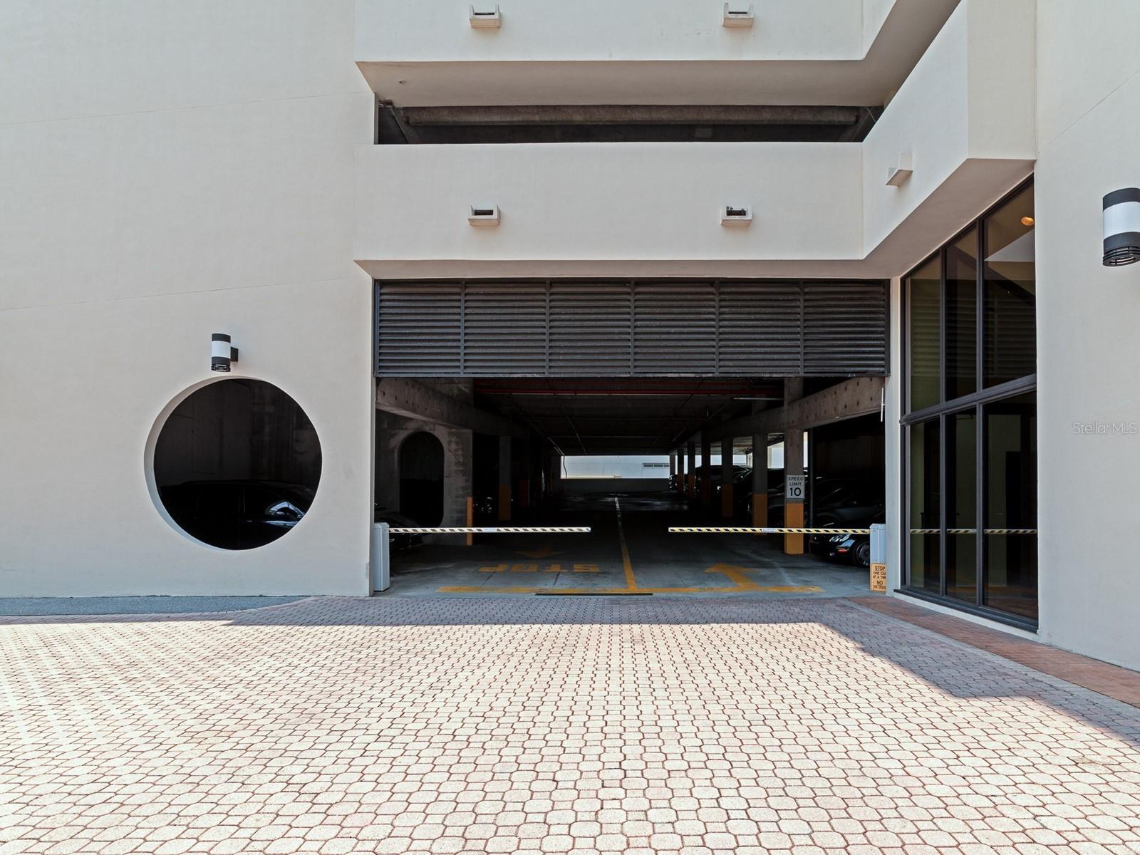 BAY PLAZA - Residential Lease