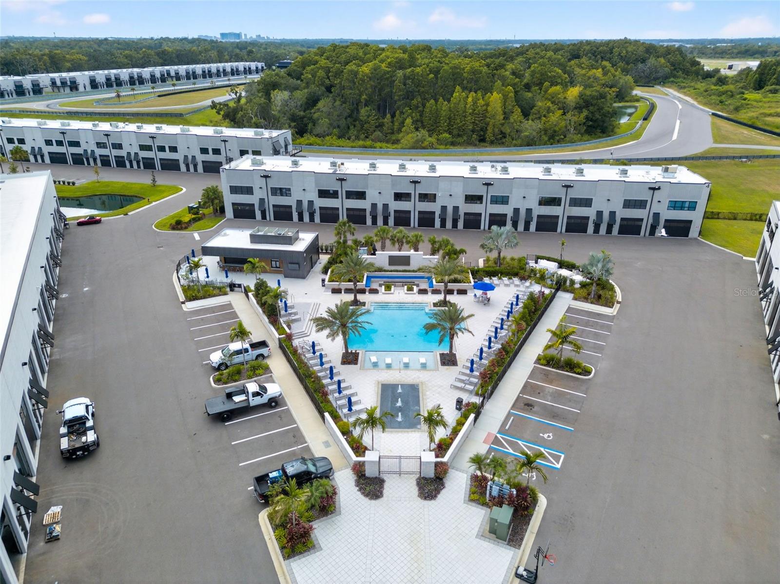 MOTOR ENCLAVE PH 1 - Commercial Sale