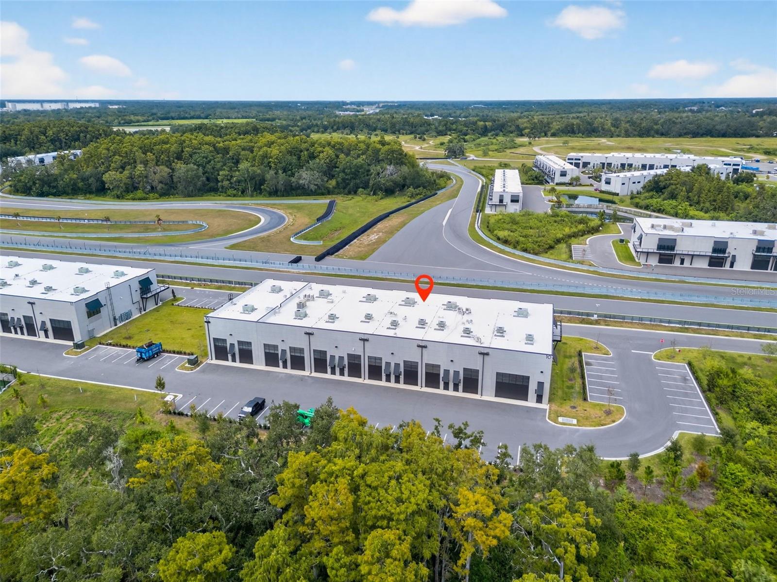 MOTOR ENCLAVE PH 1 - Commercial Sale