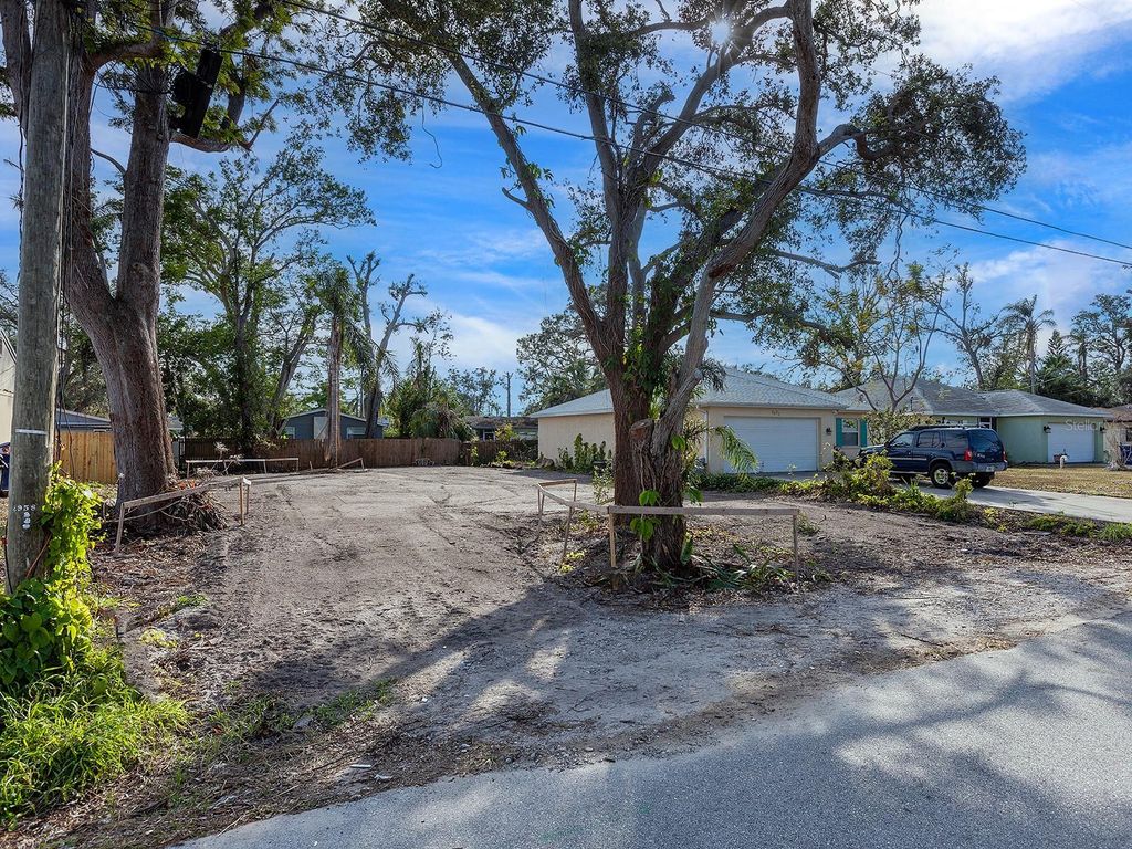 Photo of 2950 Forest Lane, Sarasota, FL 34231 (MLS # A4639899)