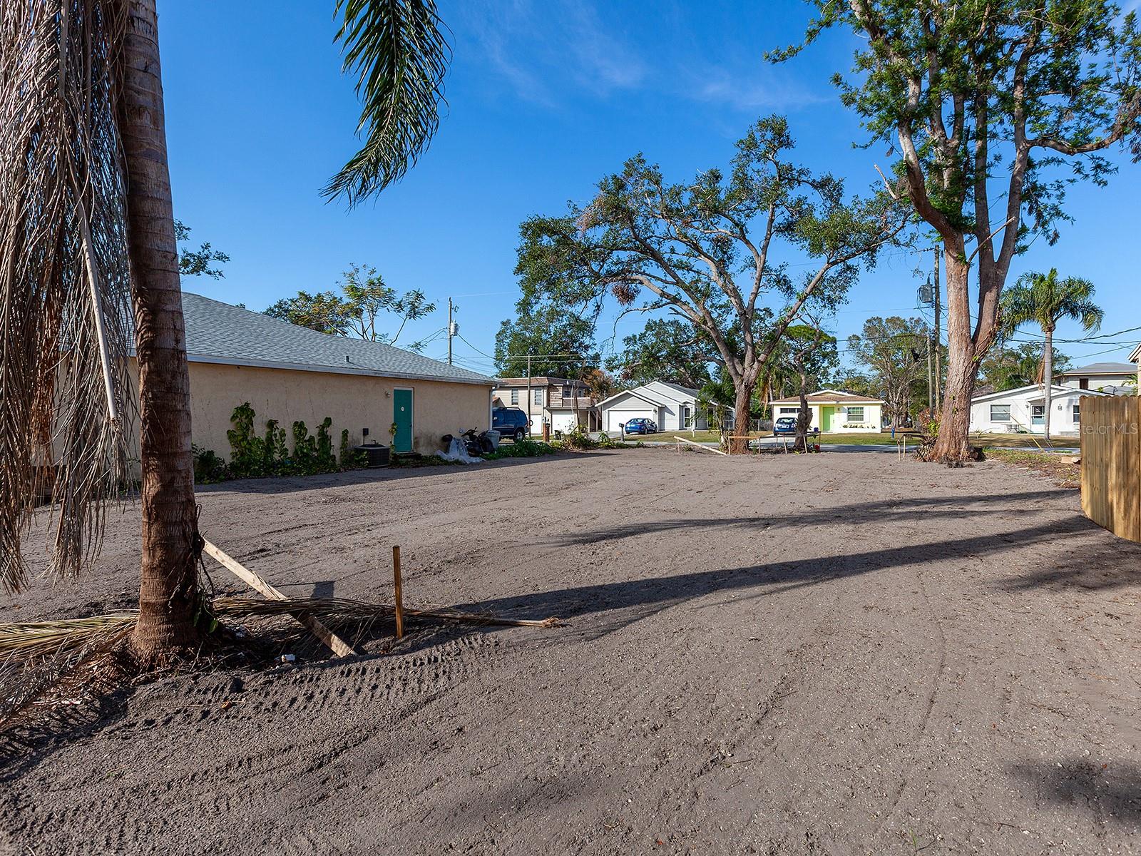 HYDE PARK TERRACE - Land