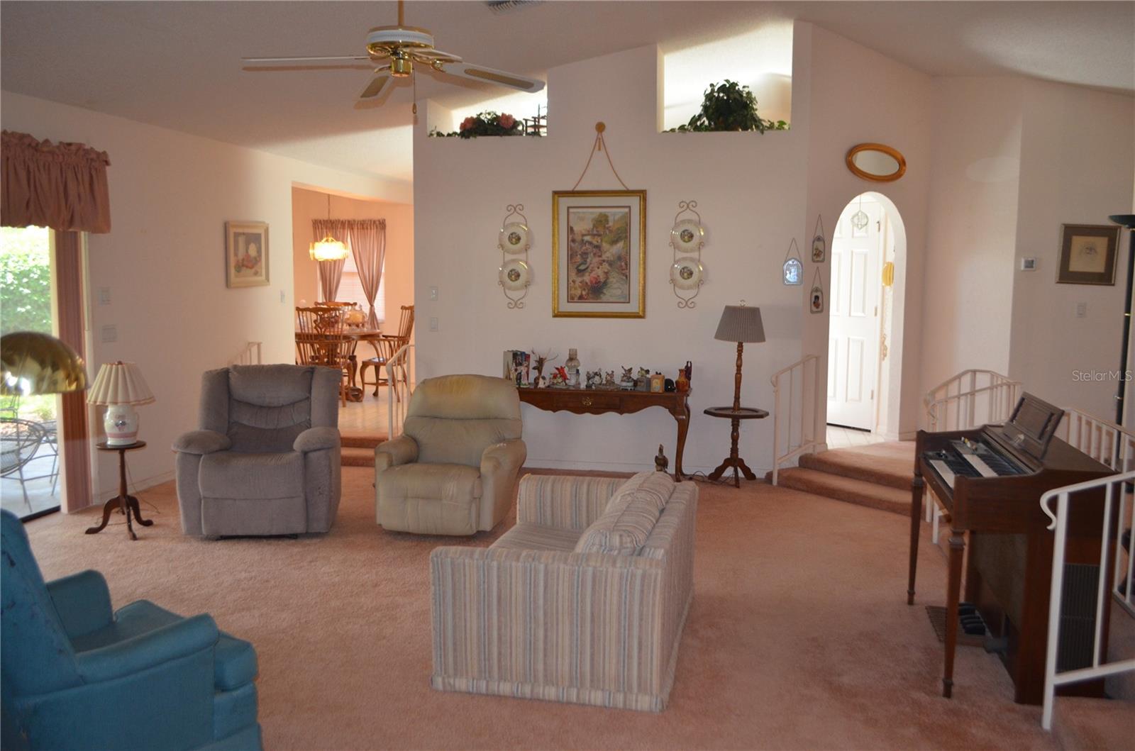GLEN LAKES PHASE ONE UNIT 1 LOT 230 - Residential