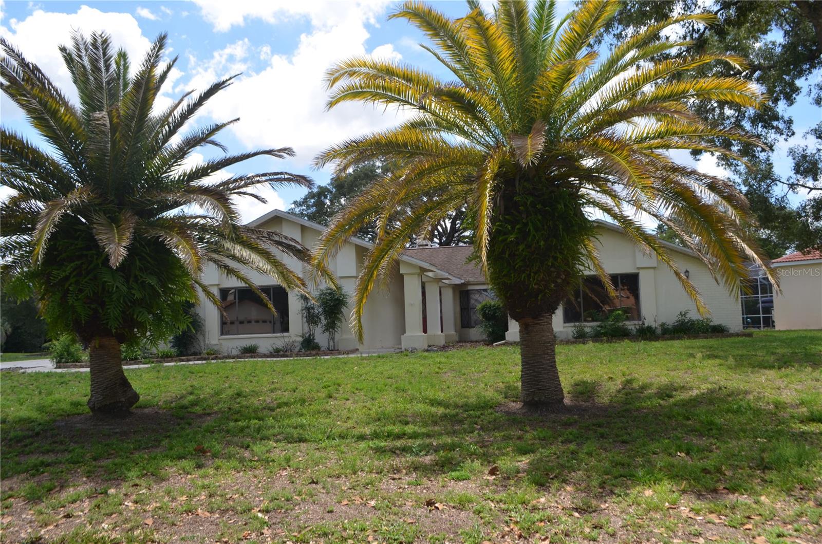 GLEN LAKES PHASE ONE UNIT 1 LOT 230 - Residential