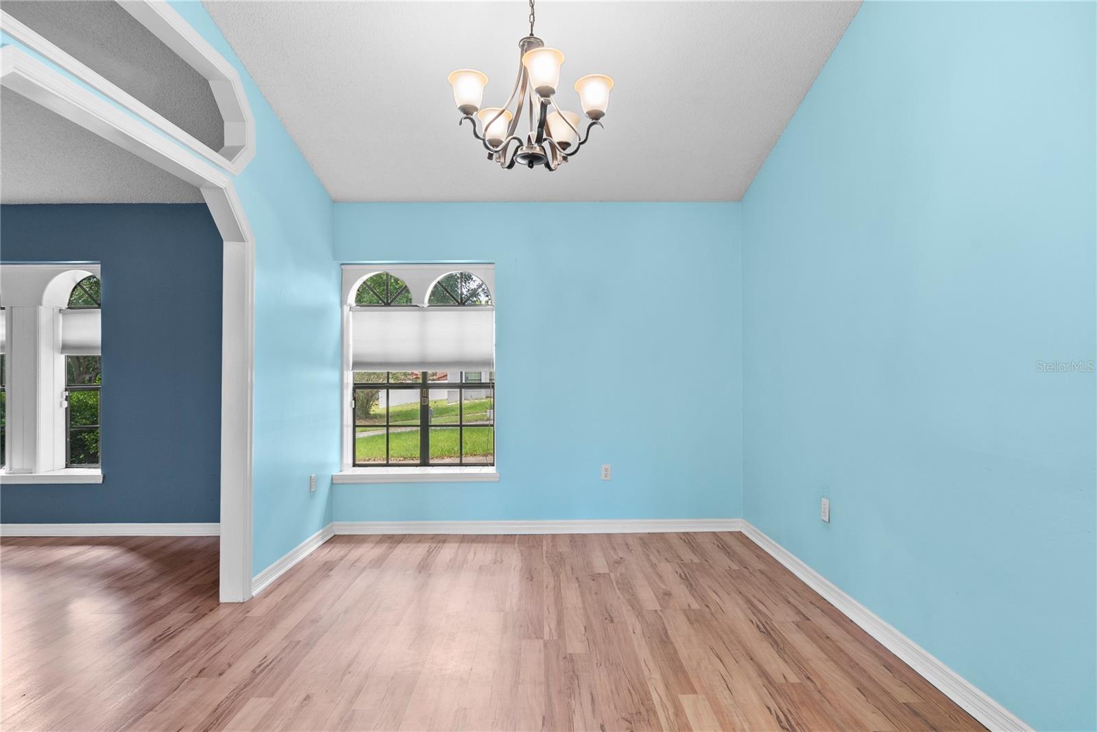9109 QUEEN ELIZABETH COURT