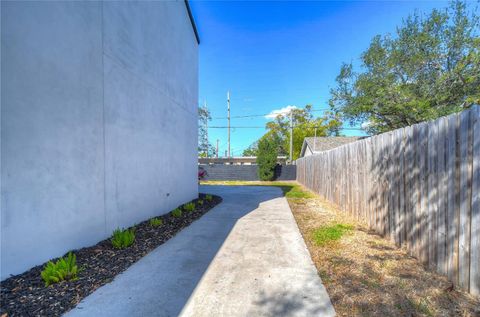 A home in TAMPA