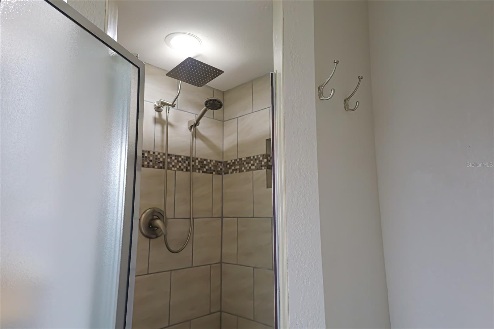 QUAIL LAKE - Residential Lease