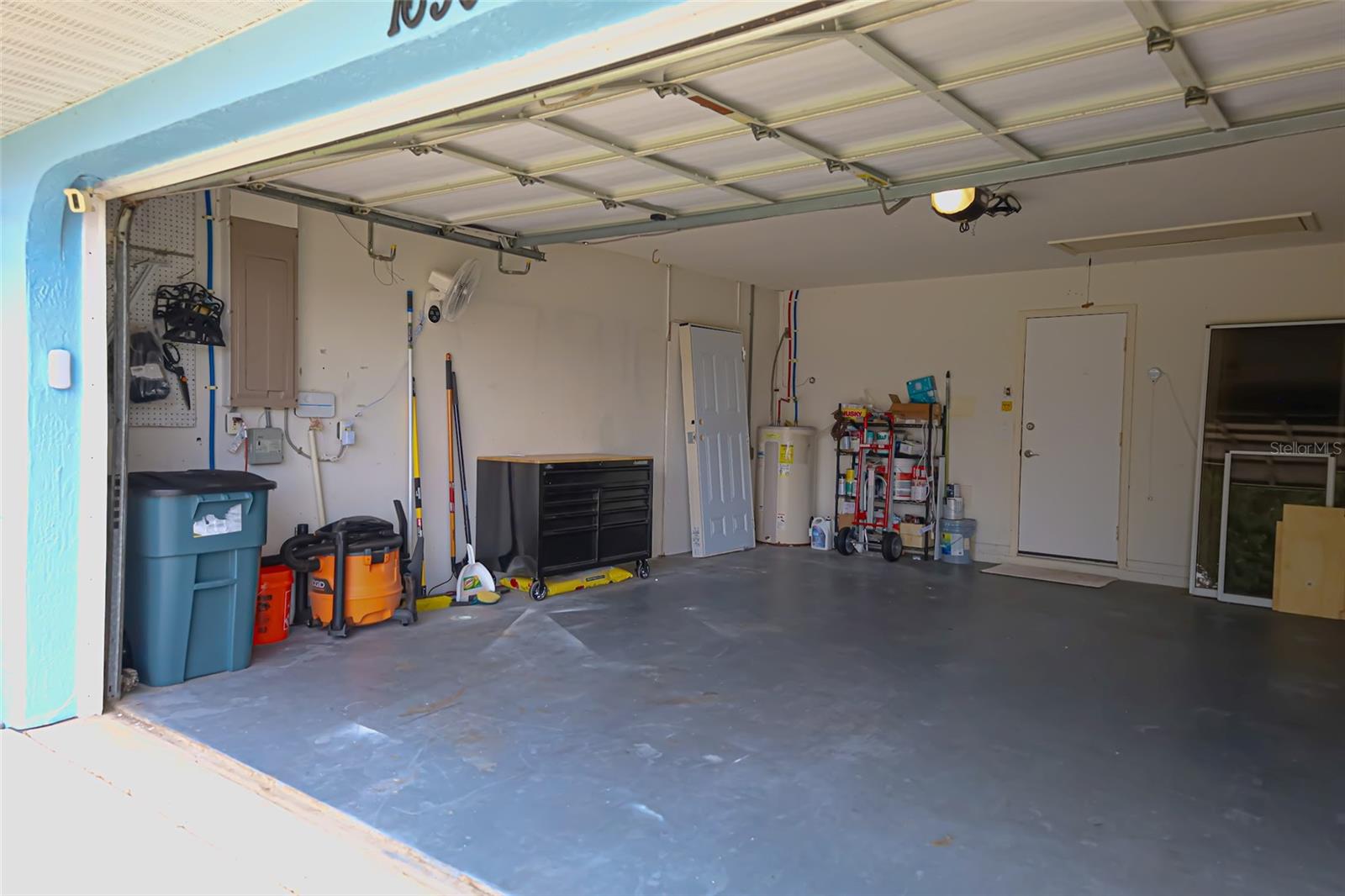 QUAIL LAKE - Residential Lease