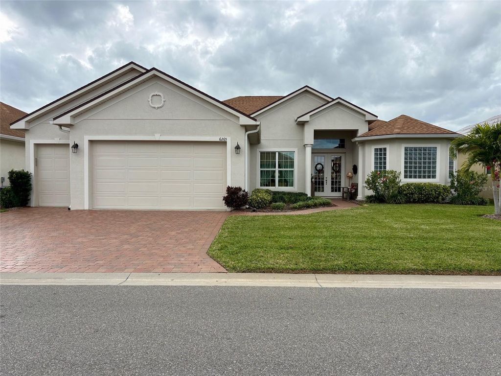 Photo of 6265 Pinehurst Loop, Winter Haven, FL 33884 (MLS # L4958510)